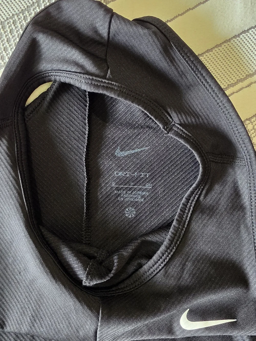 Nike Black Cropped Athletic Tank with Swoosh